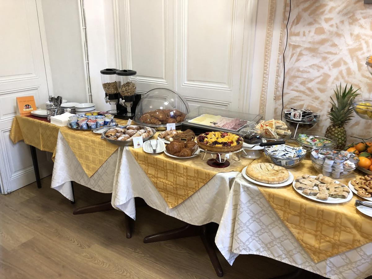 Hotel Milano Sanremo Bagian luar foto