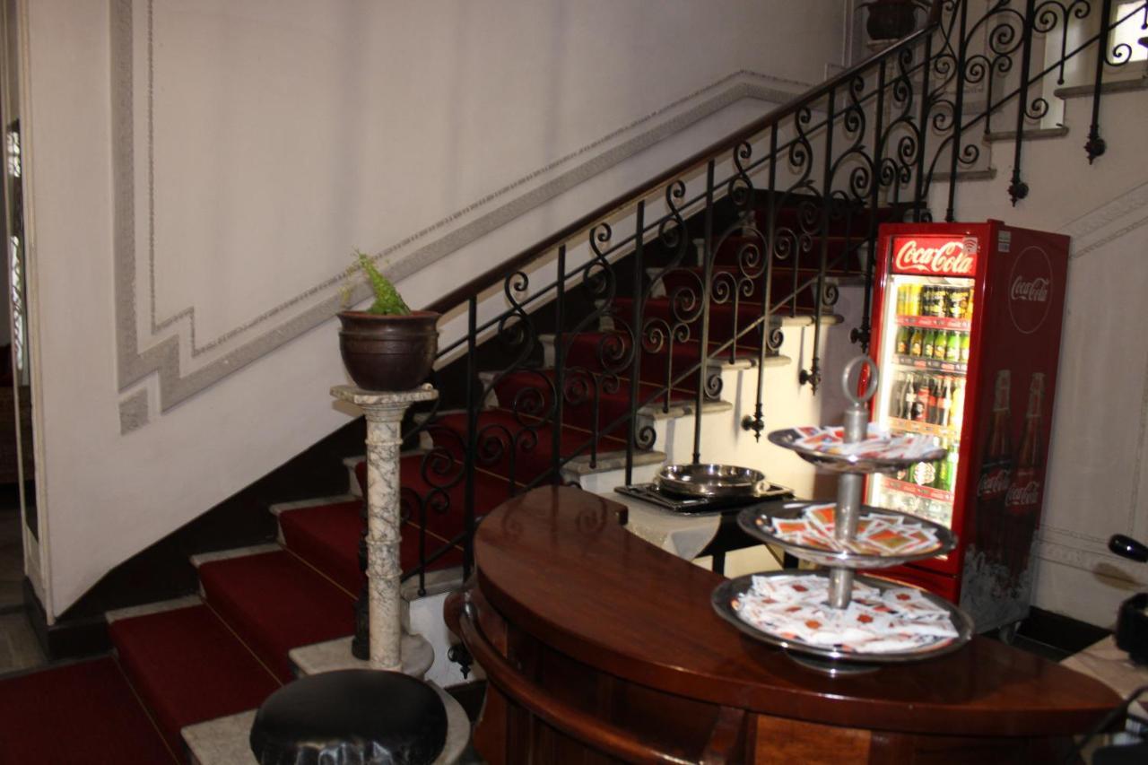 Hotel Milano Sanremo Bagian luar foto
