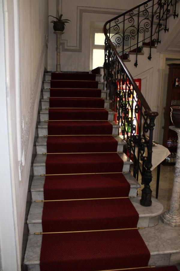 Hotel Milano Sanremo Bagian luar foto
