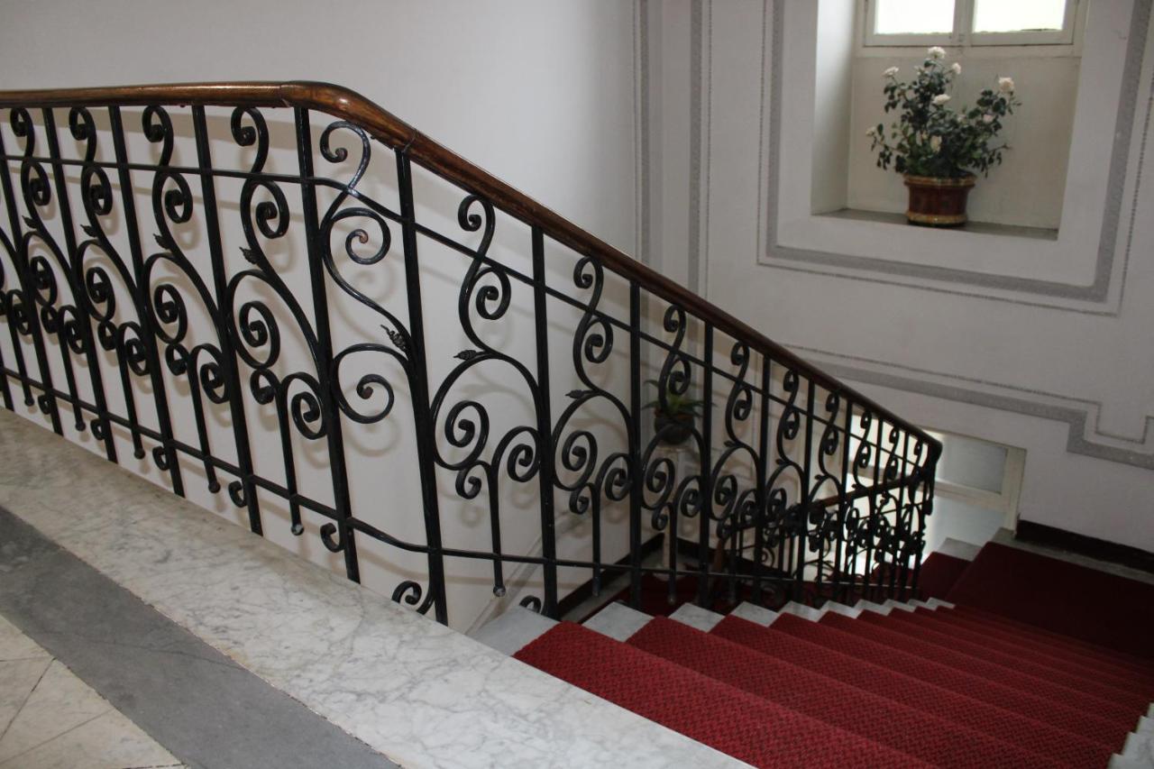 Hotel Milano Sanremo Bagian luar foto