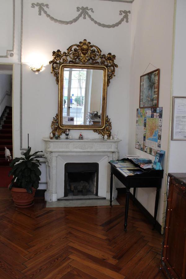 Hotel Milano Sanremo Bagian luar foto